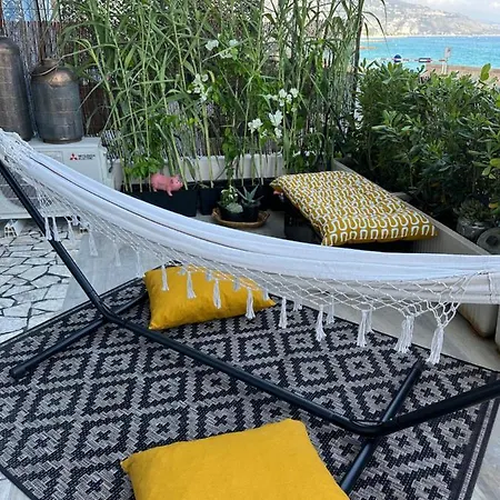 En Rez De Jardin Sur La Appartement Menton