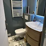 En Rez De Jardin Sur La Апартаменты *